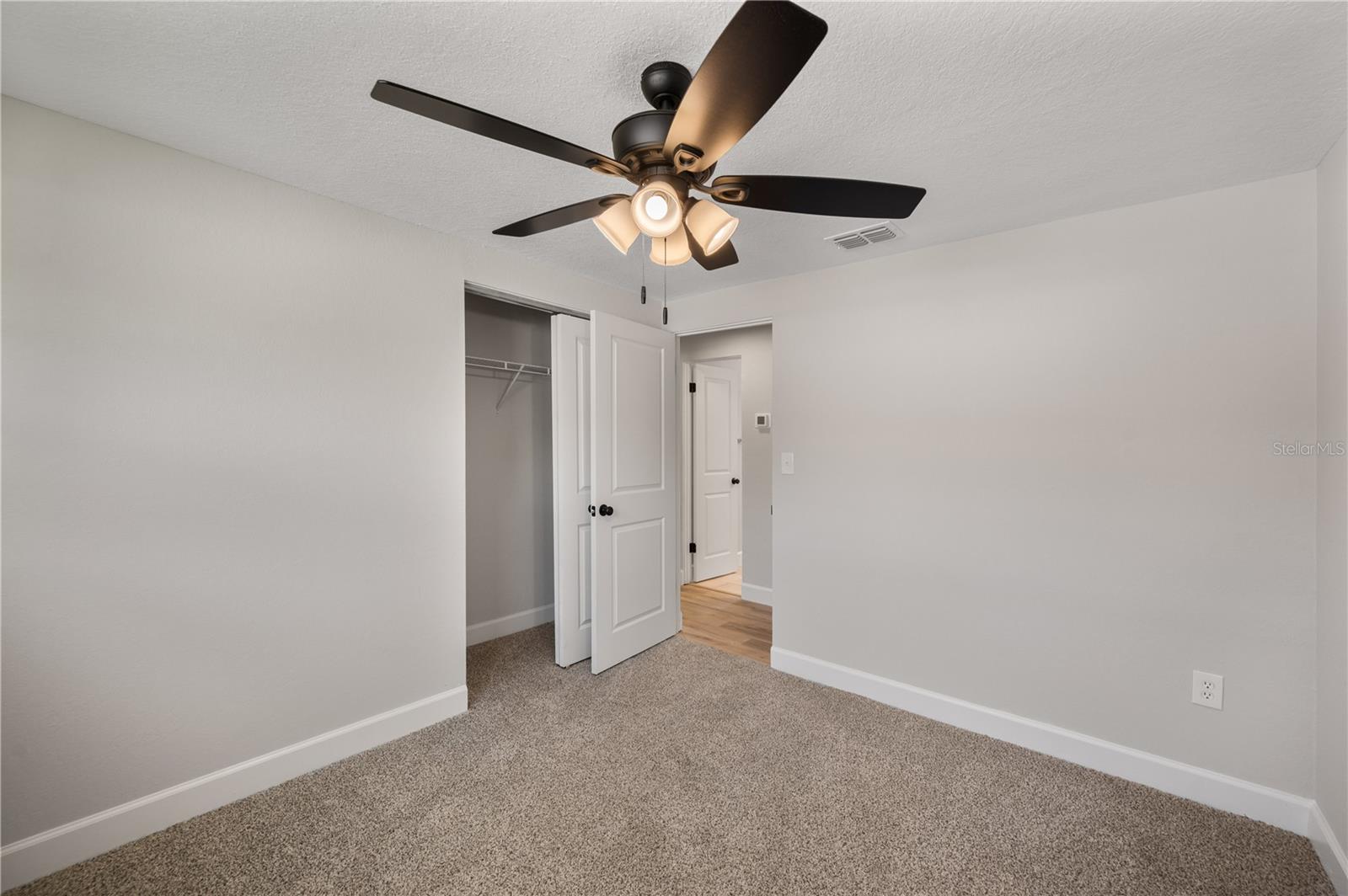 306 BASSEDENA CIRCLE N, Lakeland, FL 33805