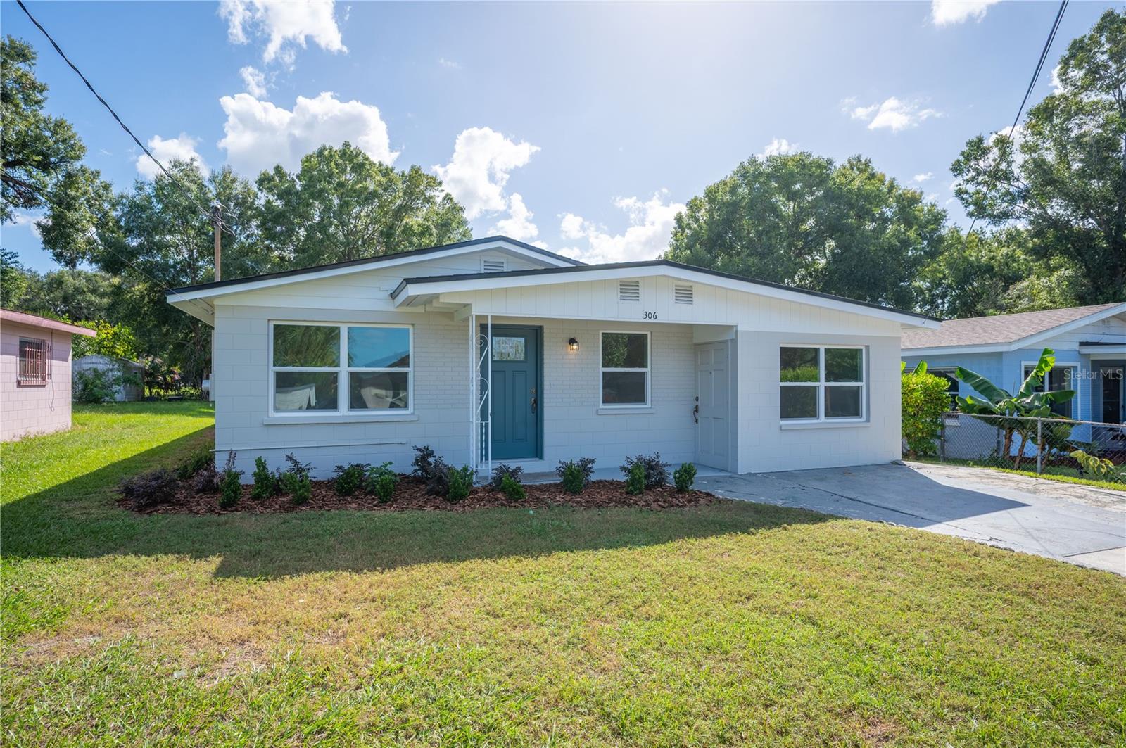 306 BASSEDENA CIRCLE N, Lakeland, FL 33805