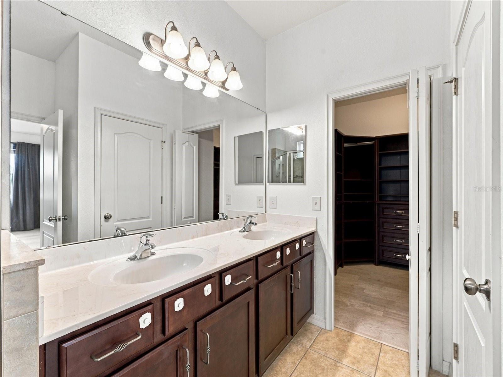 2191 ONTARIO WAY, Lakeland, FL 33805