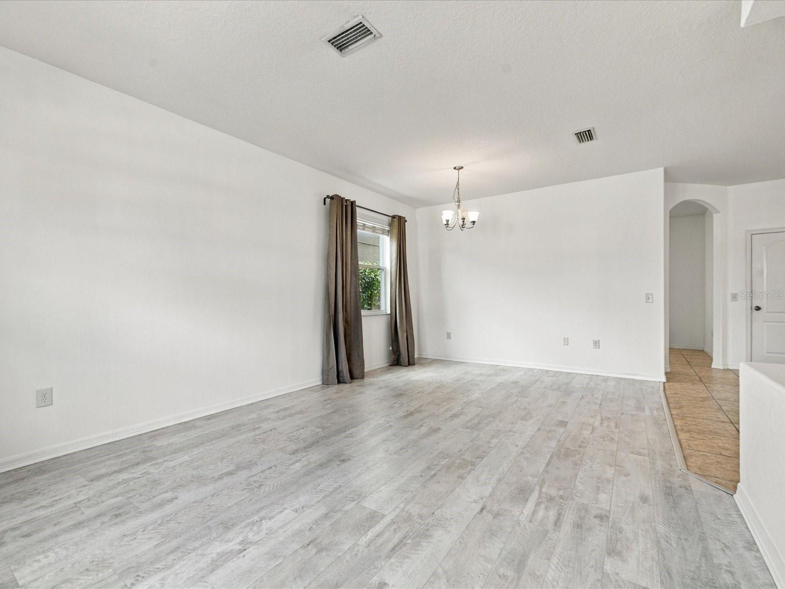 2191 ONTARIO WAY, Lakeland, FL 33805
