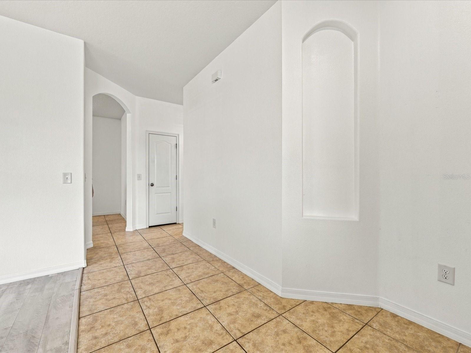 2191 ONTARIO WAY, Lakeland, FL 33805