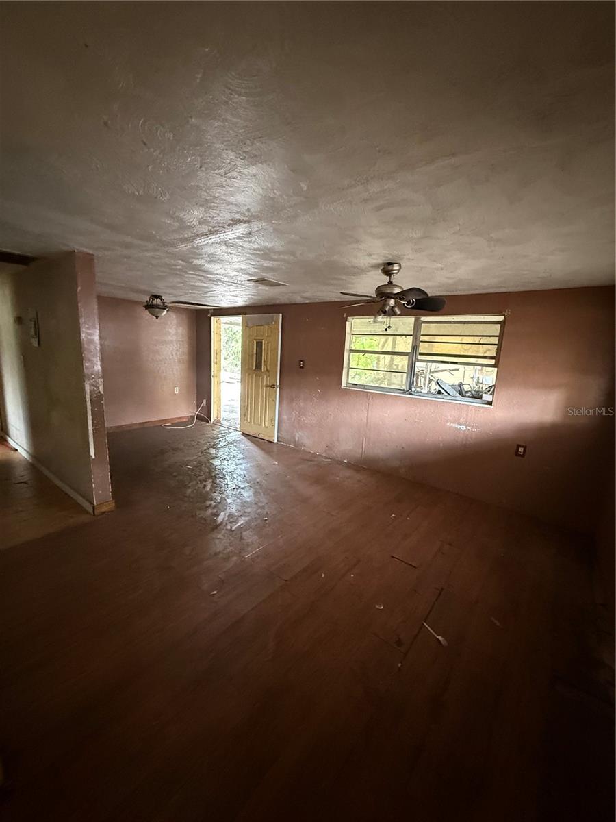 65 BLUFF ROAD, Mulberry, FL 33860