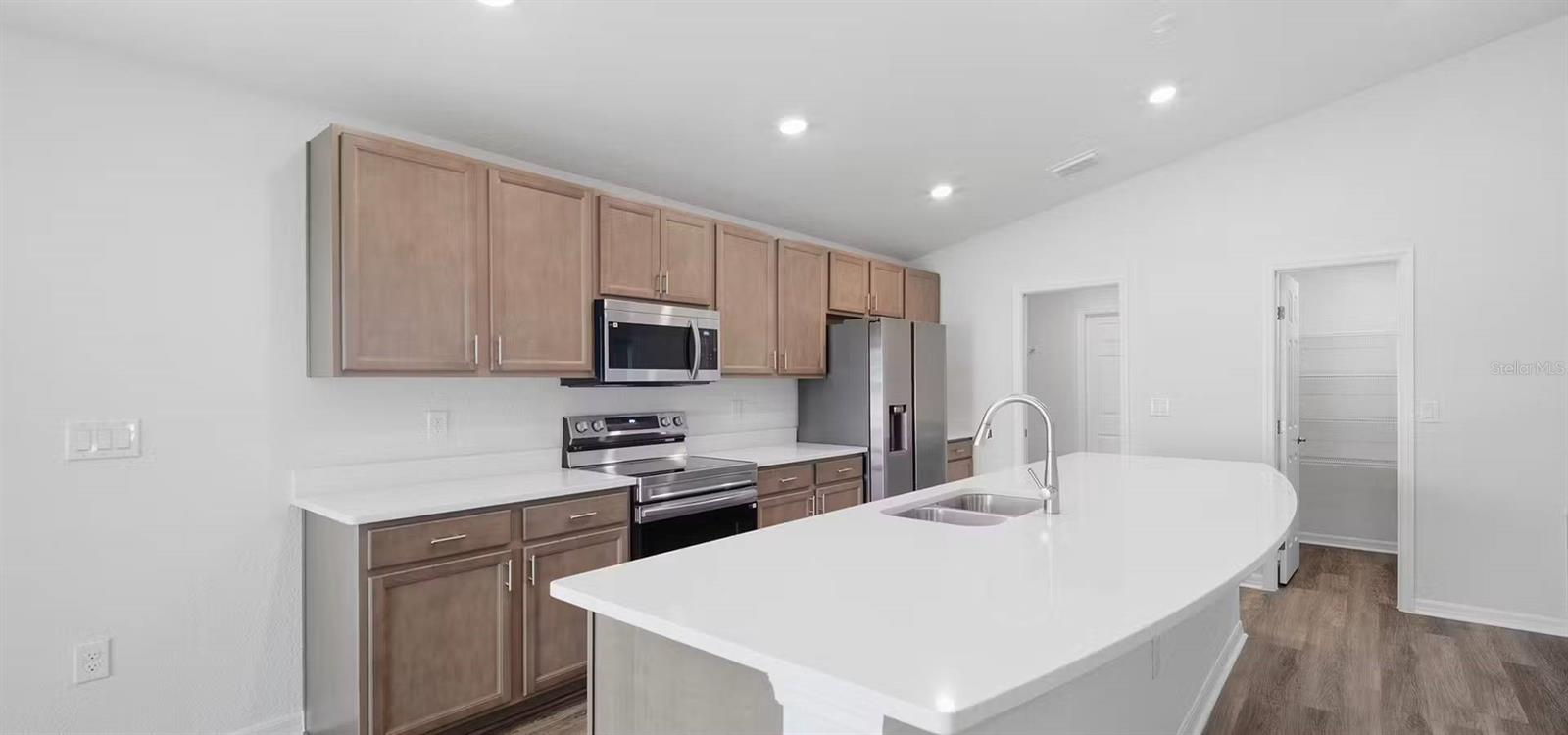 4586 RIVER BIRCH BEND, Lakeland, FL 33811