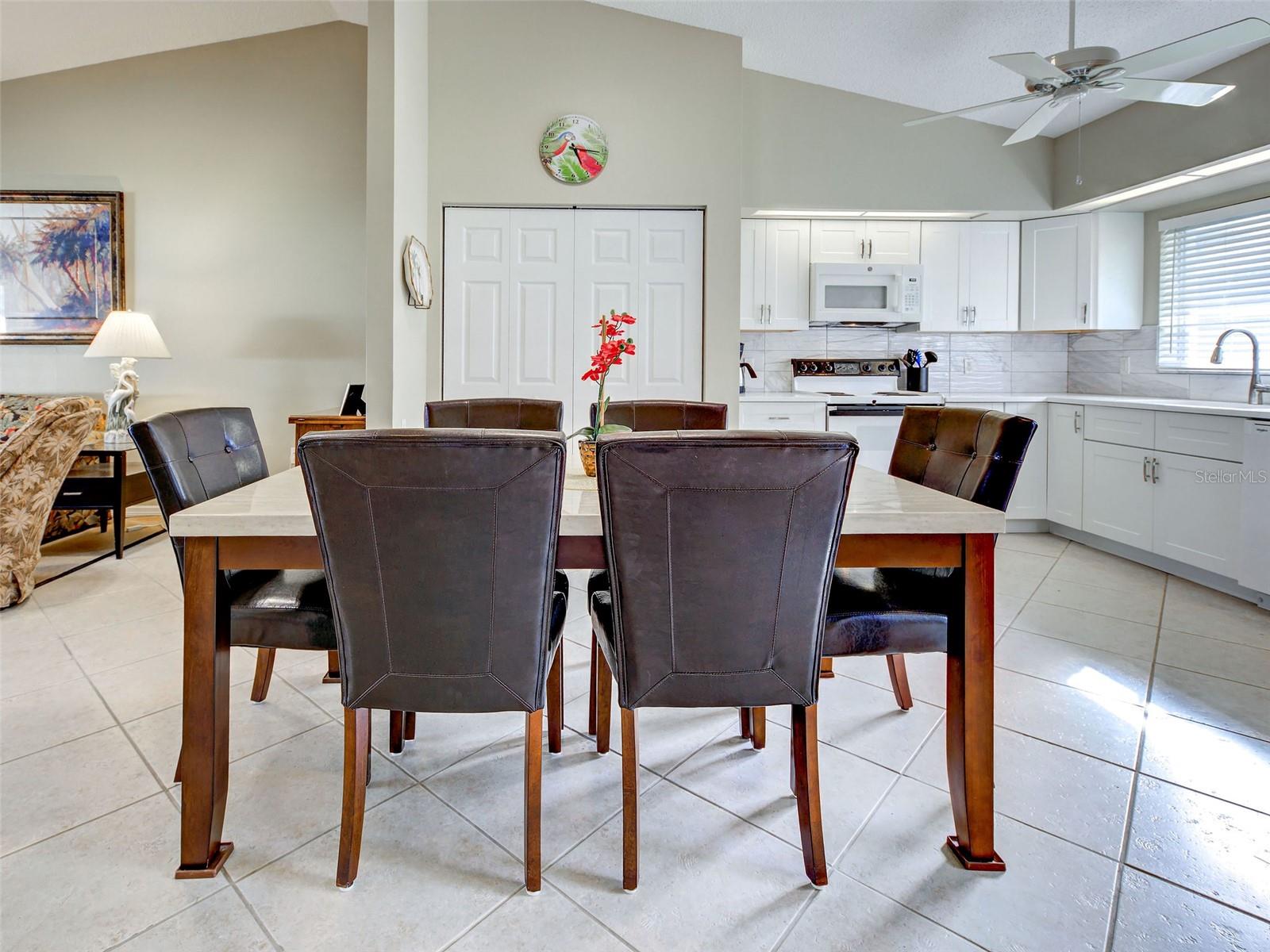 eat in kitchen 16 x 15....family/friends time