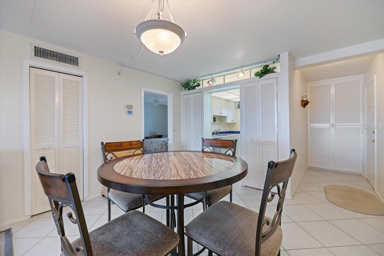649 TAMIAMI TRAIL S, #301, Venice, FL 34285