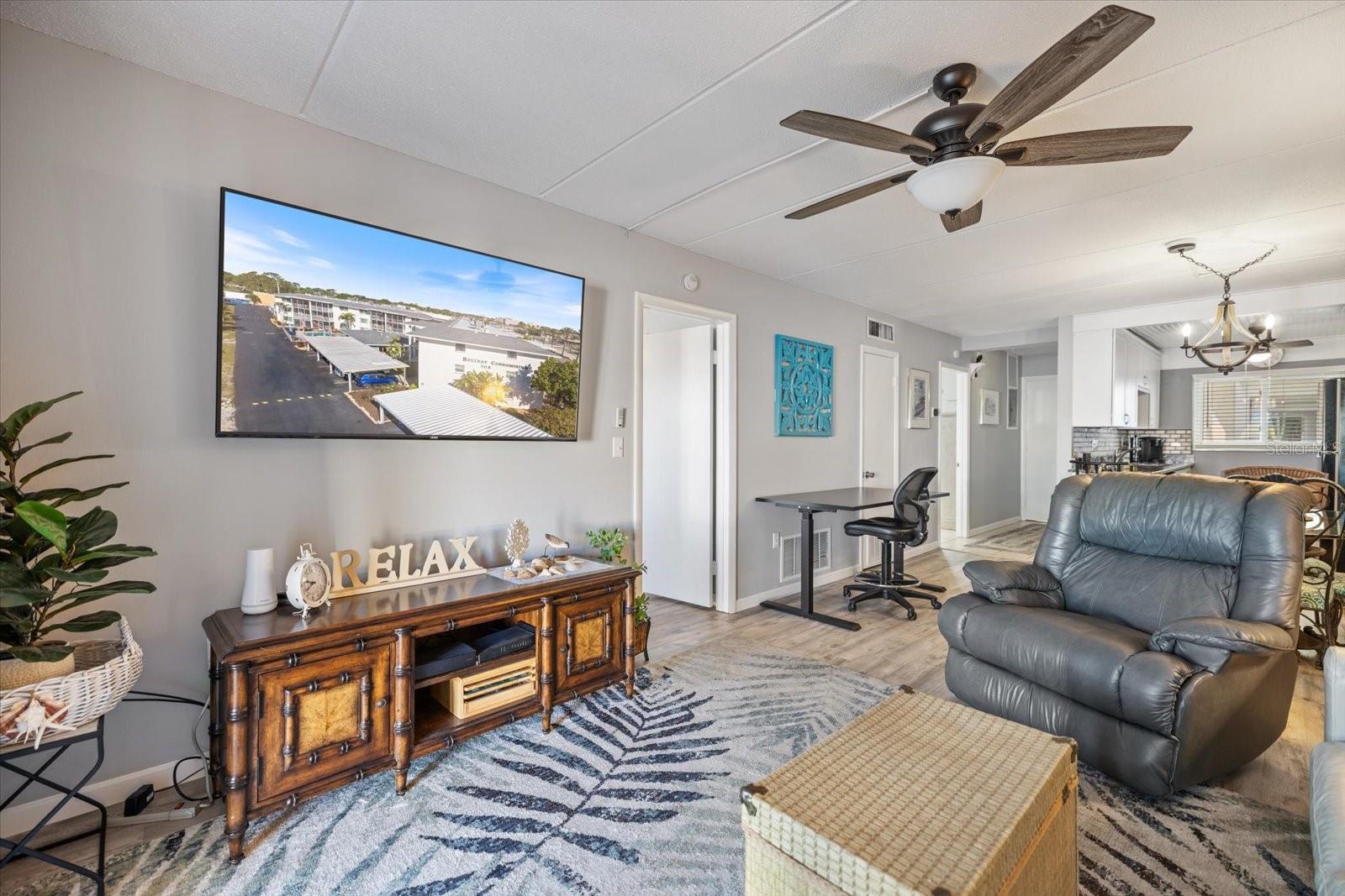 708 TAMIAMI TRAIL S, #209, Venice, FL 34285