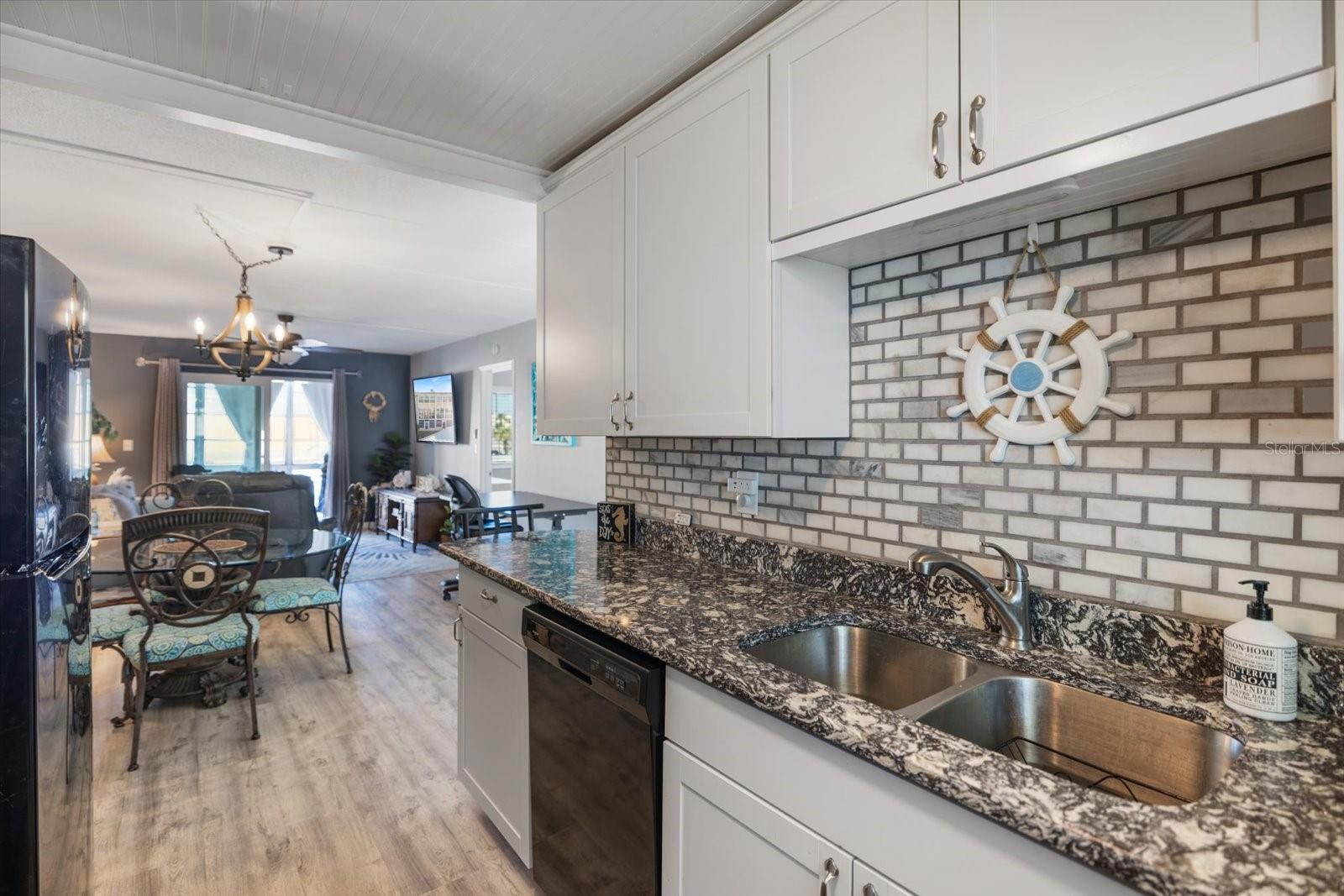 708 TAMIAMI TRAIL S, #209, Venice, FL 34285 708 TAMIAMI TRAIL S, #209, Venice, FL 34285