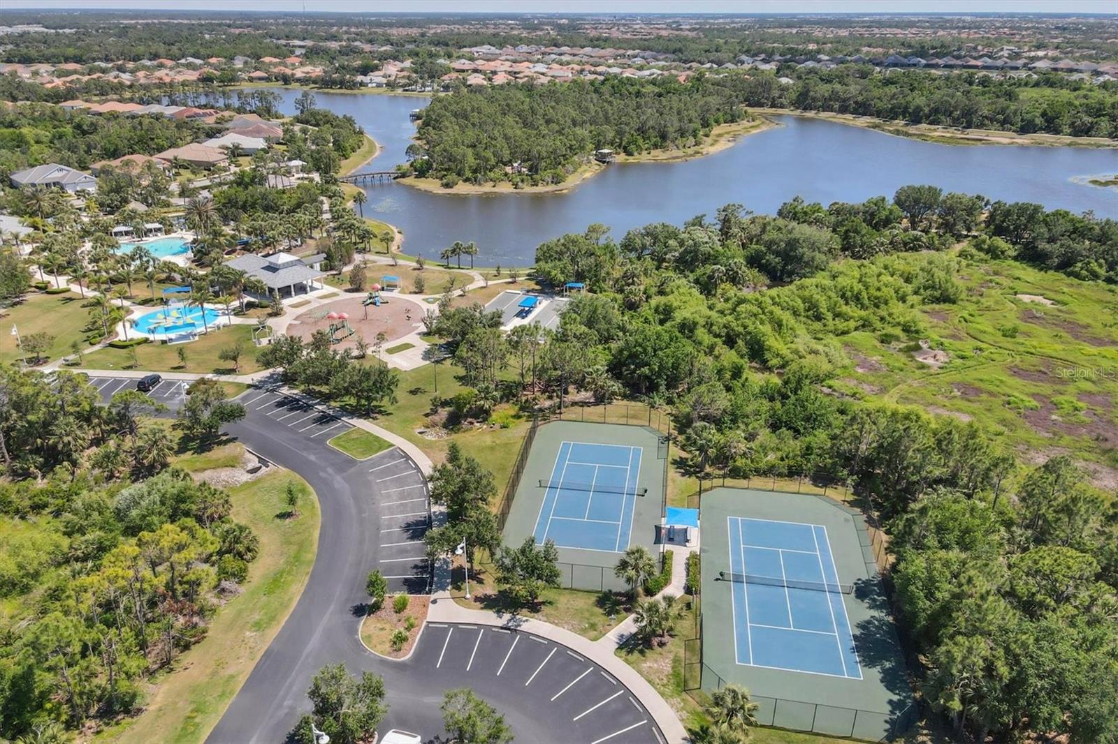 12650 PALATKA DRIVE, Venice, FL 34293
