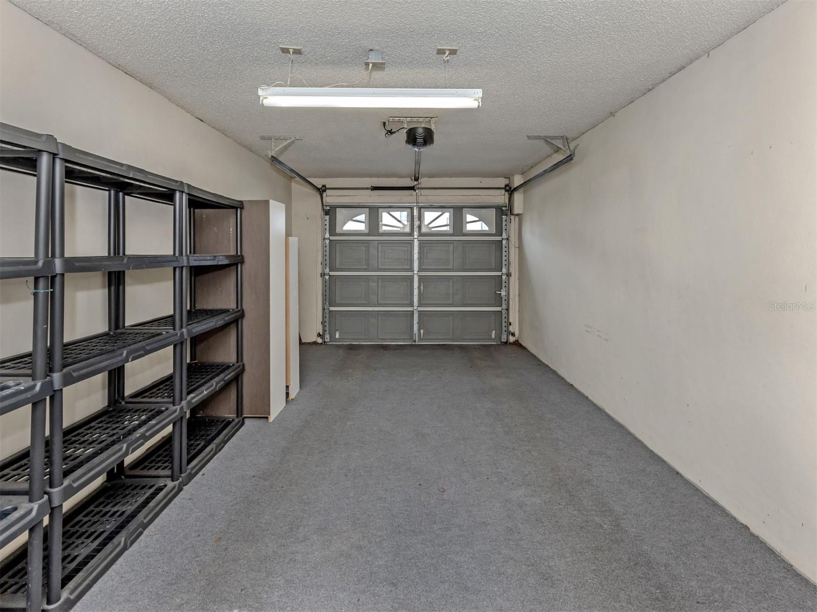 private garage