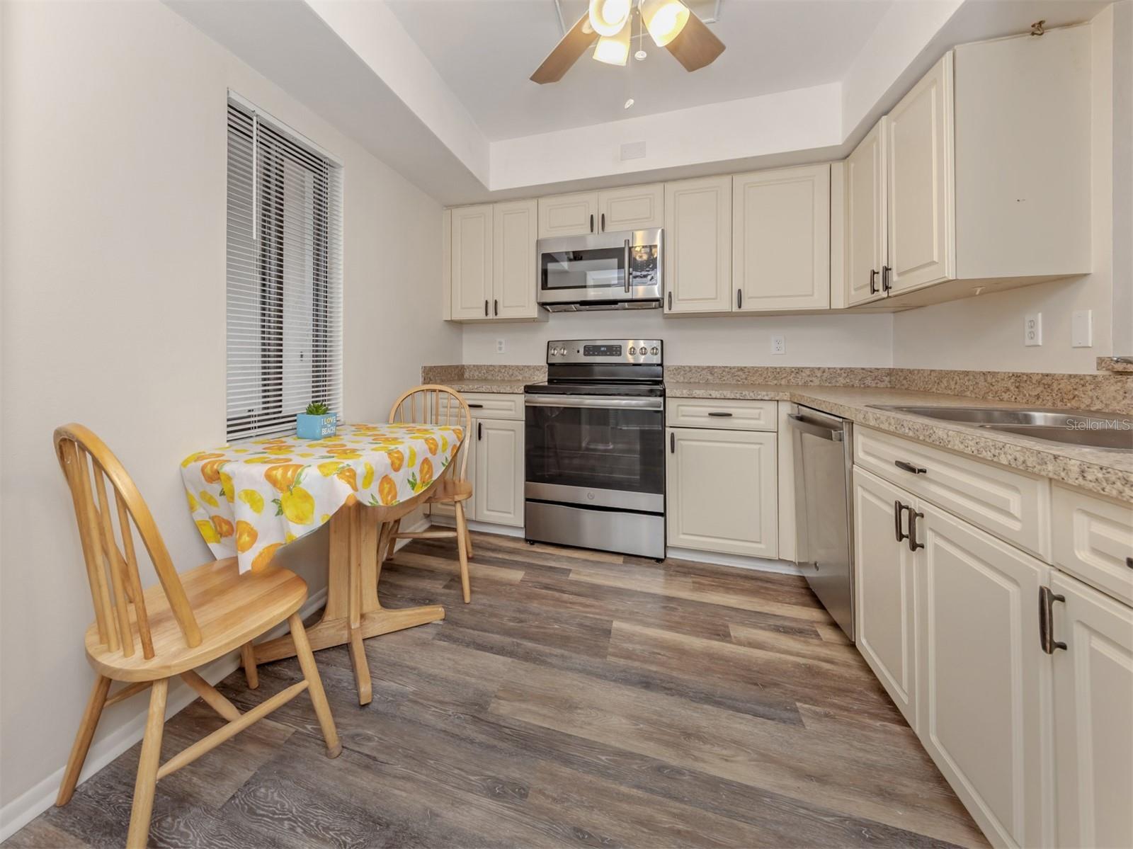808 CAPRI ISLES BLVD, #111, Venice, FL 34292