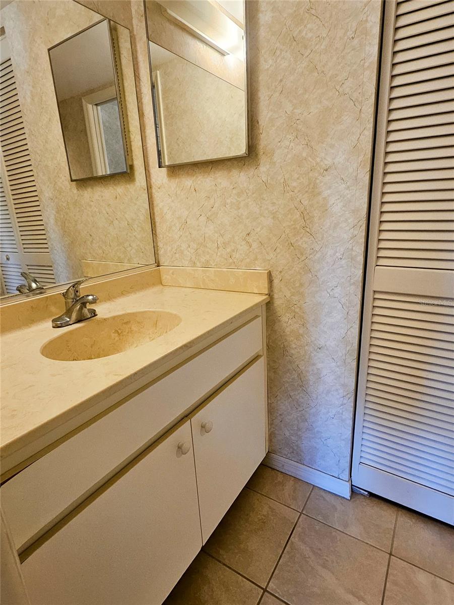 418 CERROMAR COURT, #257, Venice, FL 34293