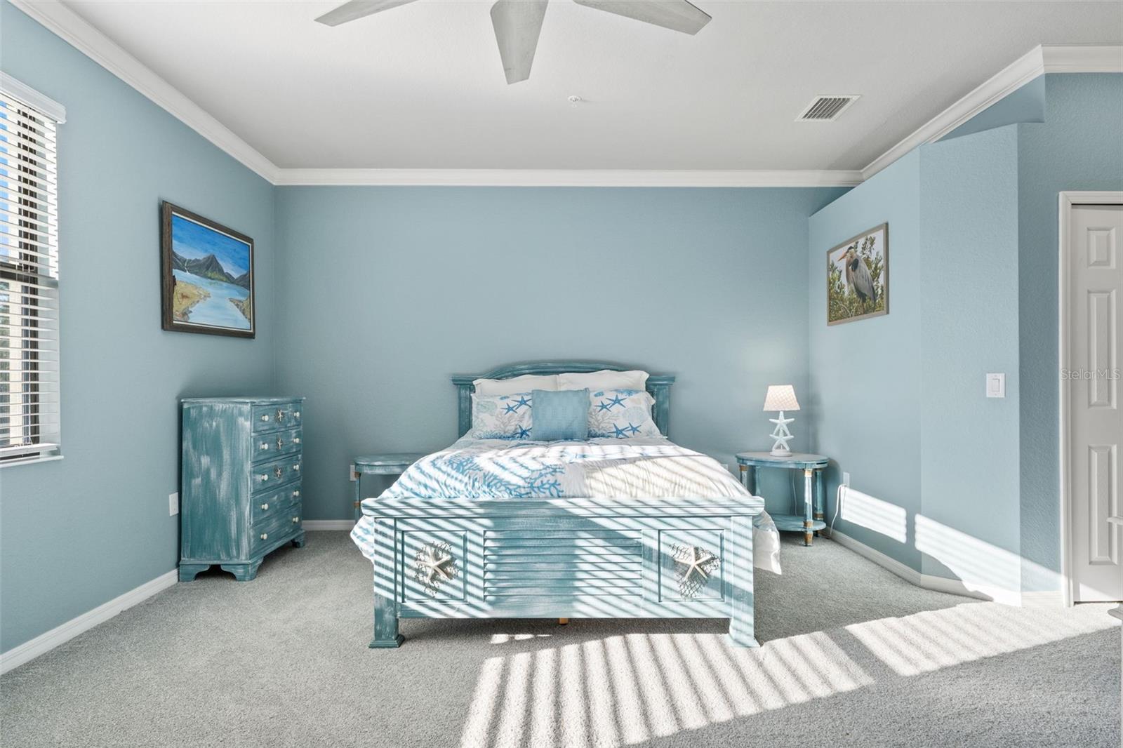 Primary bedroom with en suite and 2 closets