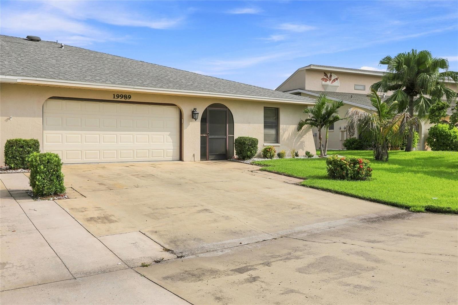 19989 PETRUCKA CIRCLE N, Lehigh Acres, FL 33936
