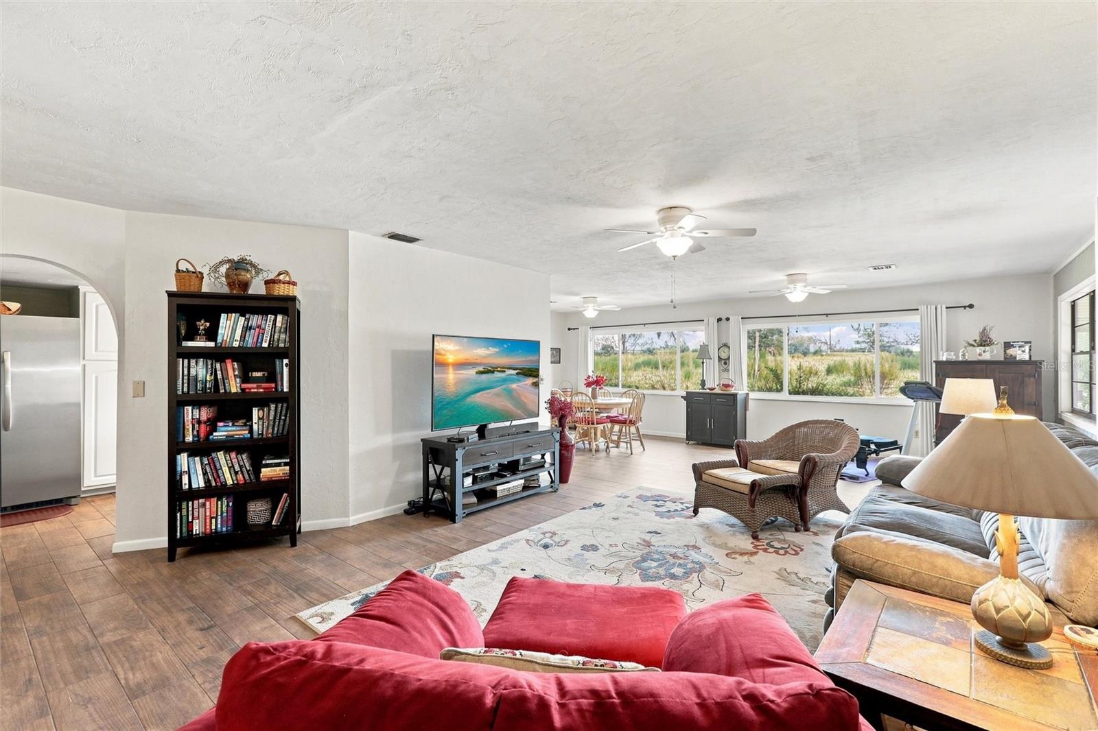 19989 PETRUCKA CIRCLE N, Lehigh Acres, FL 33936