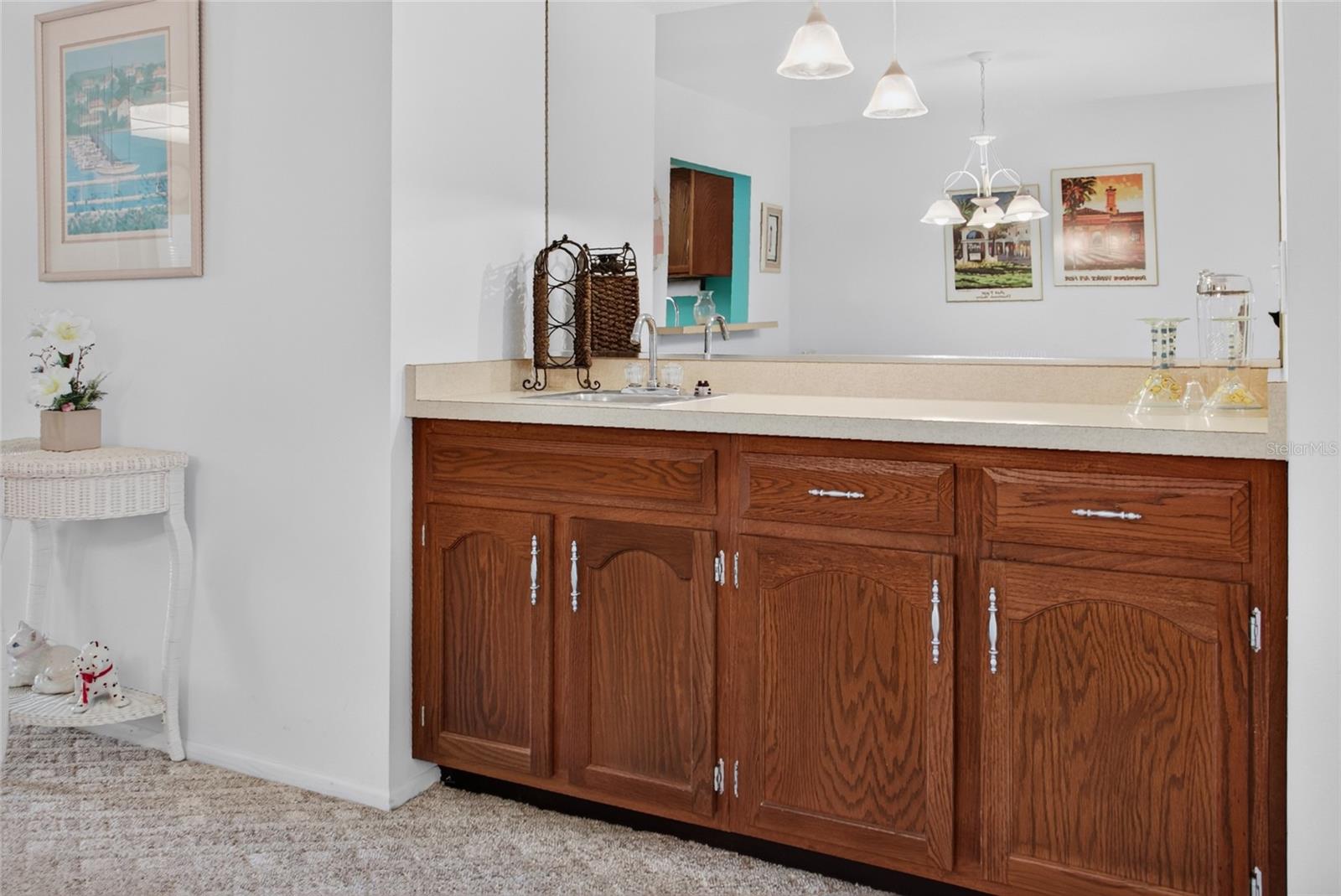 Wet bar in dining area for entertaining!