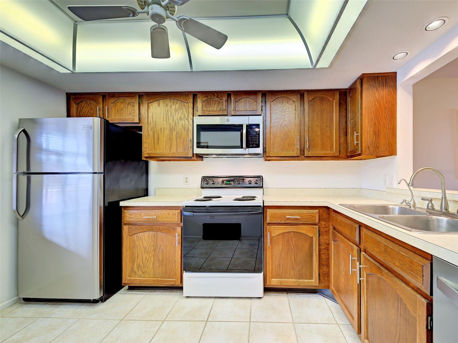 400 MISSION TRAIL E, #F, Venice, FL 34285