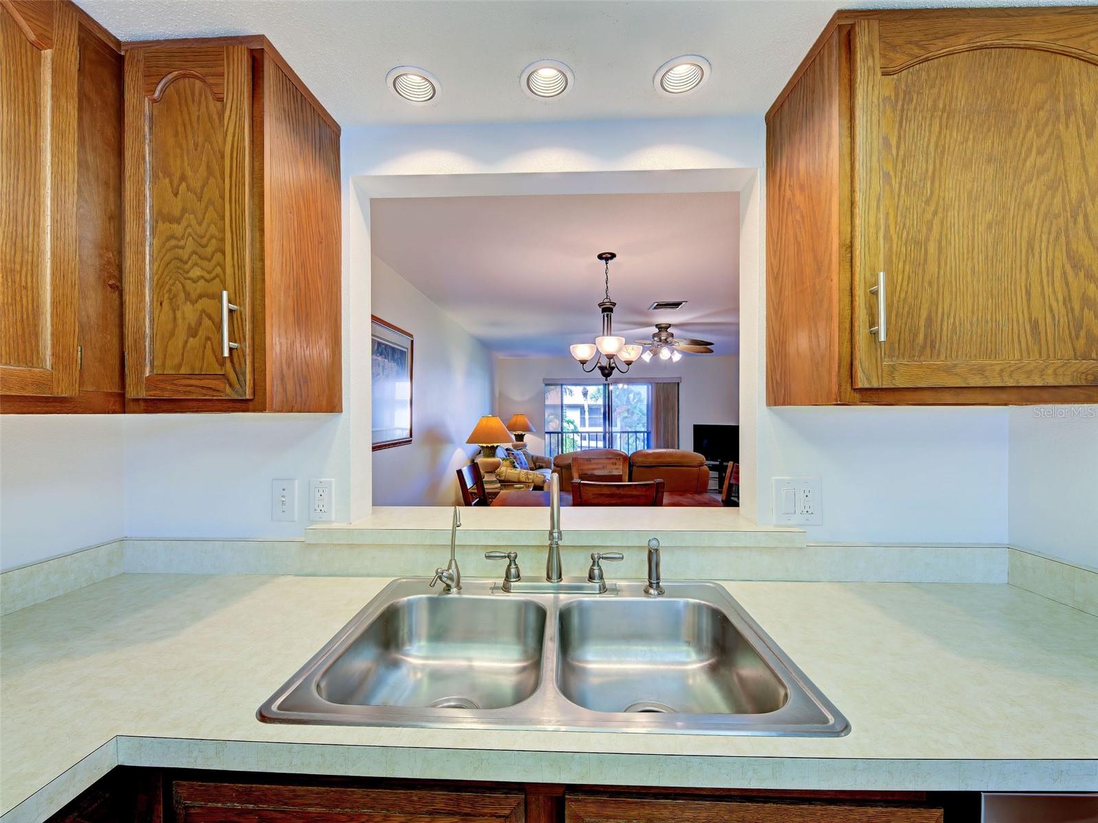 400 MISSION TRAIL E, #F, Venice, FL 34285