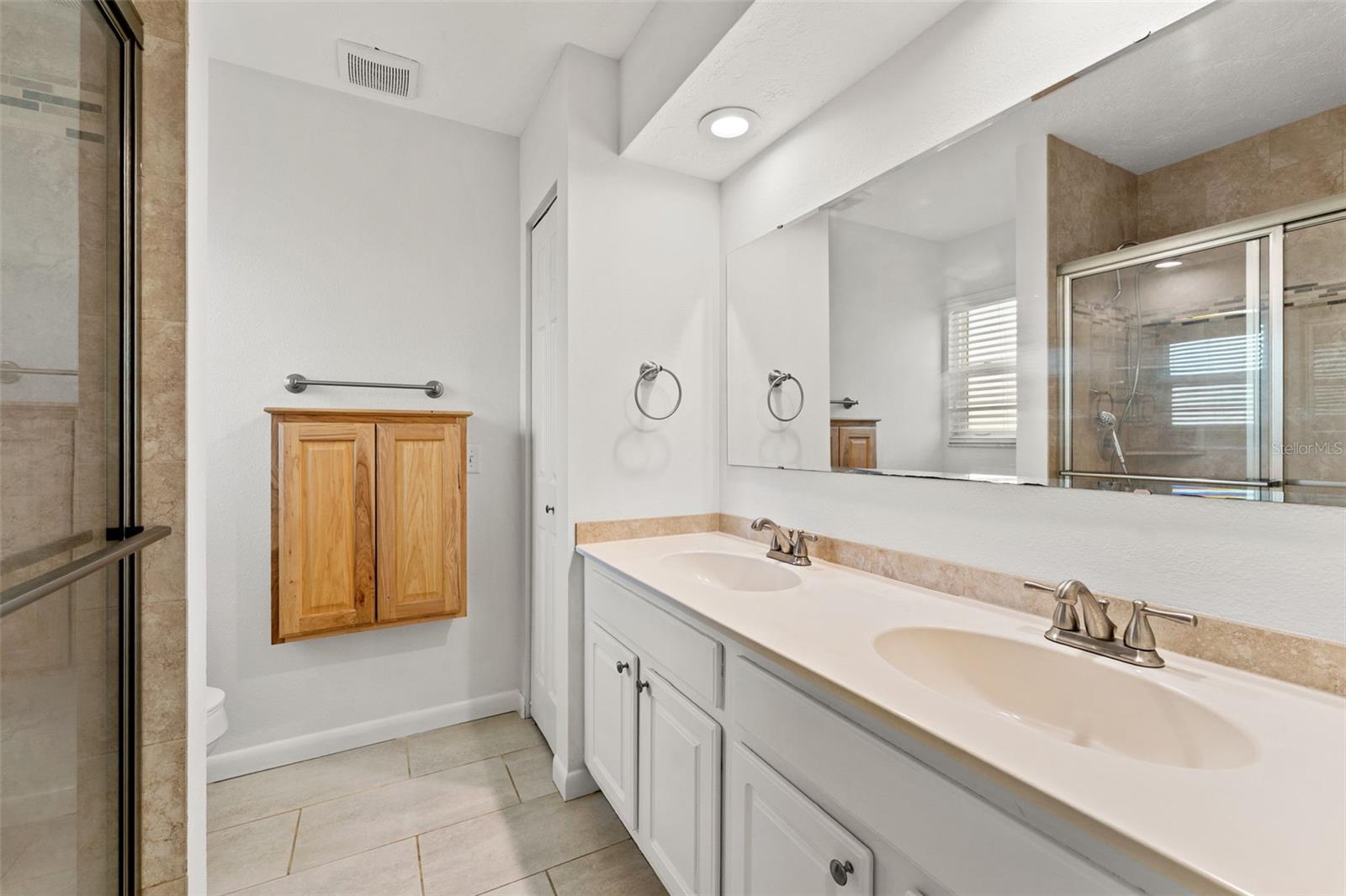 Primary ensuite bath