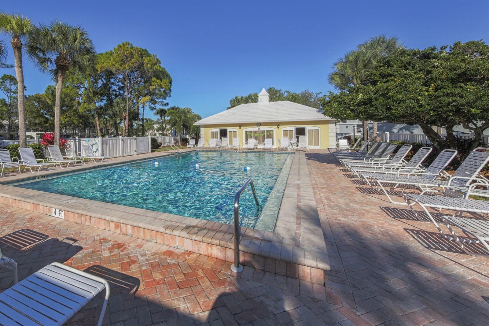 404 CERROMAR CIRCLE N, #212, Venice, FL 34293