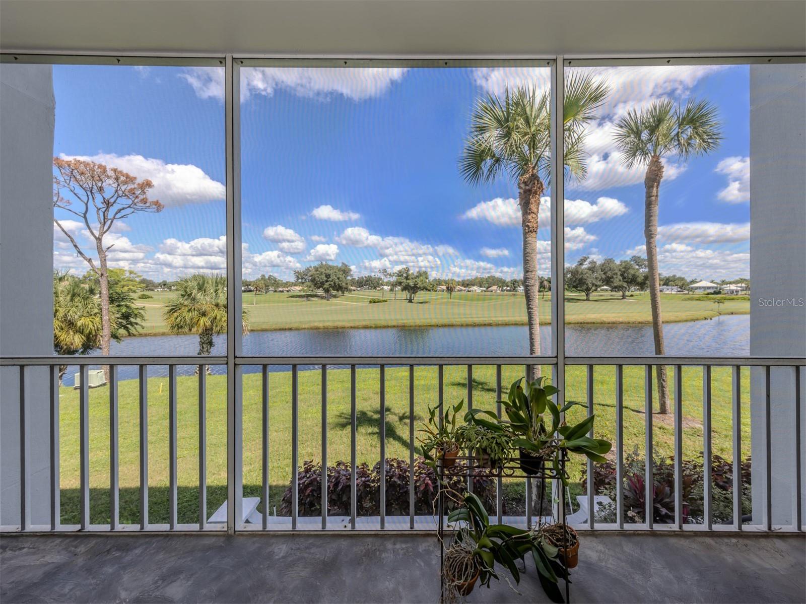 404 CERROMAR CIRCLE N, #212, Venice, FL 34293