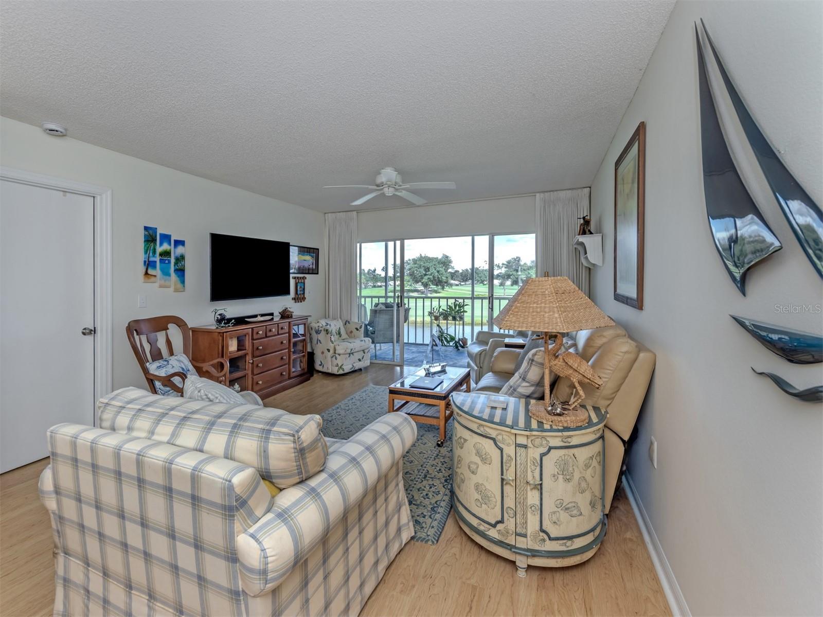 404 CERROMAR CIRCLE N, #212, Venice, FL 34293