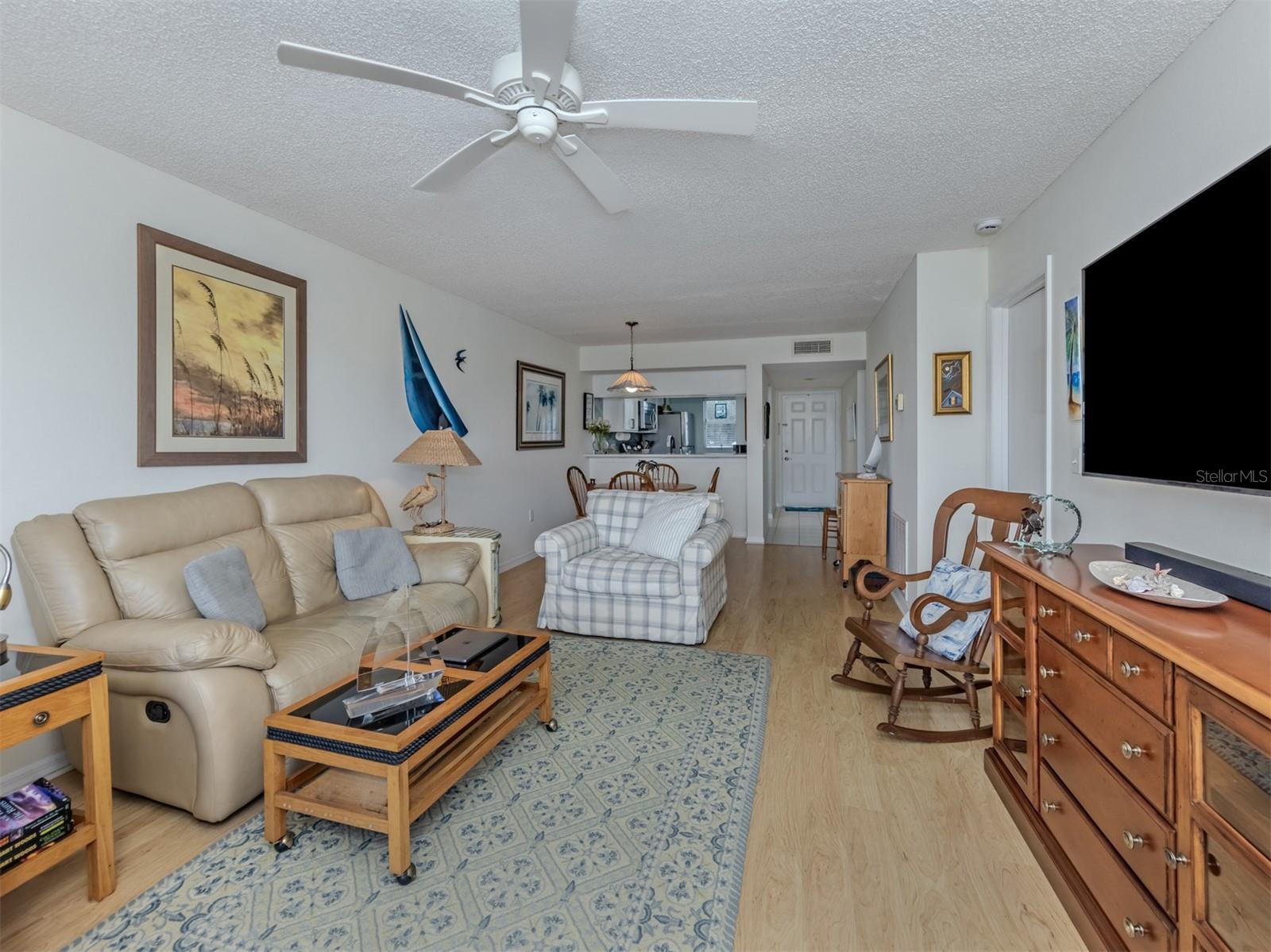 404 CERROMAR CIRCLE N, #212, Venice, FL 34293