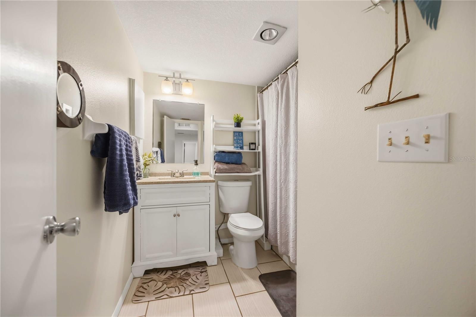 2nd bathroom