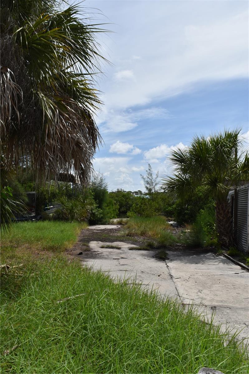 8475 MANASOTA KEY ROAD, Englewood, FL 34223