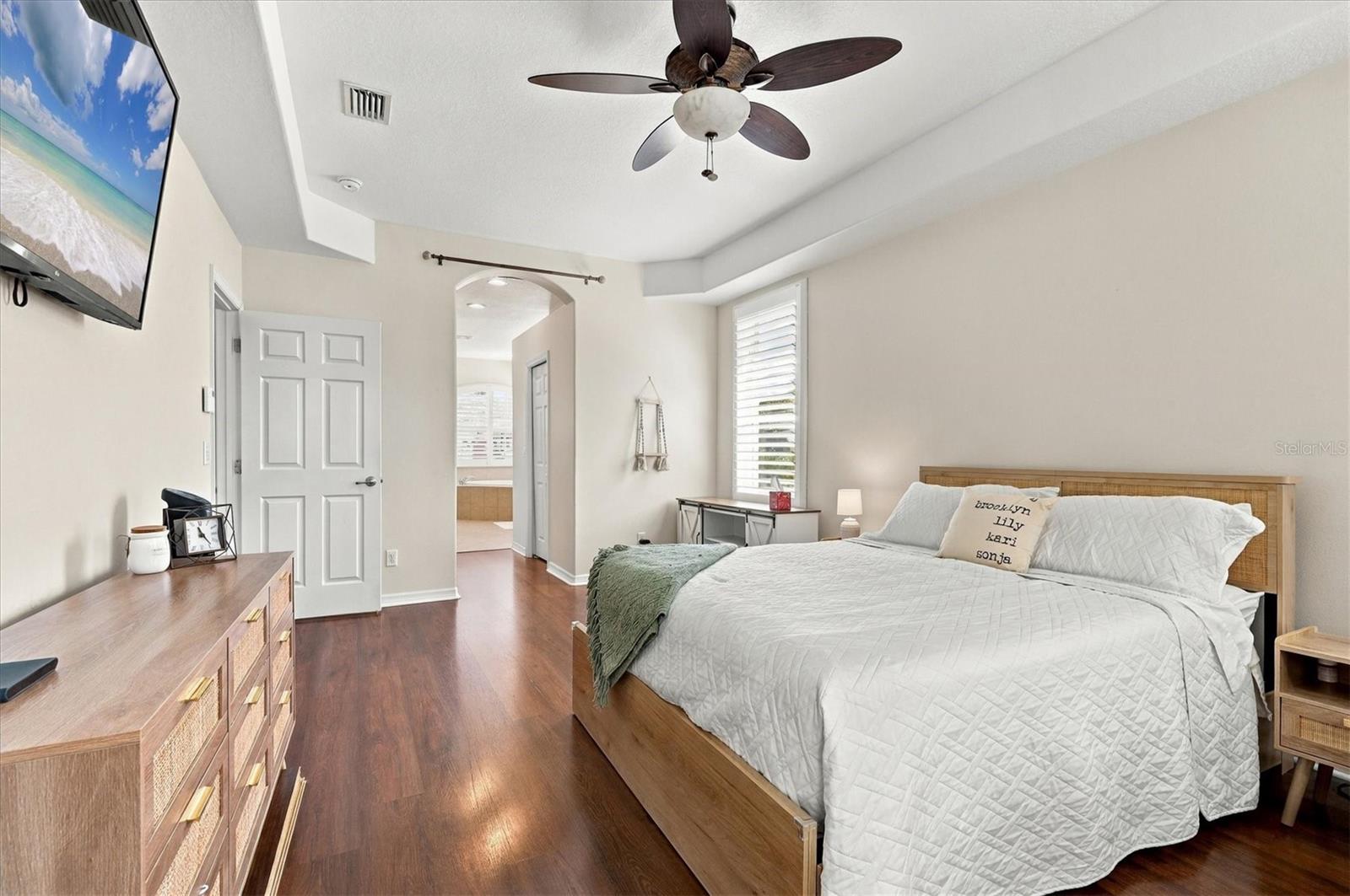 2213 MESIC HAMMOCK WAY, Venice, FL 34292