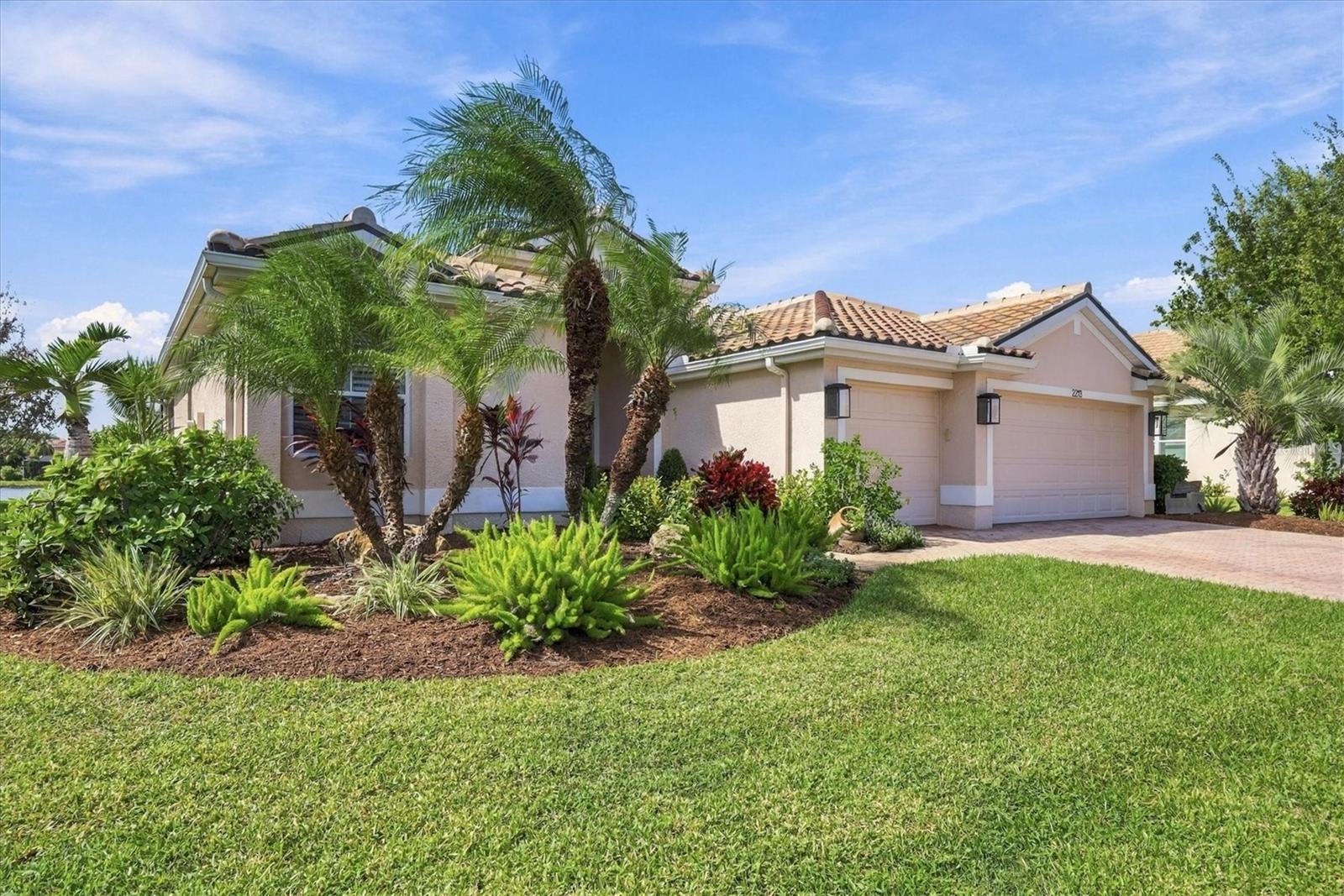 2213 MESIC HAMMOCK WAY, Venice, FL 34292 2213 MESIC HAMMOCK WAY, Venice, FL 34292