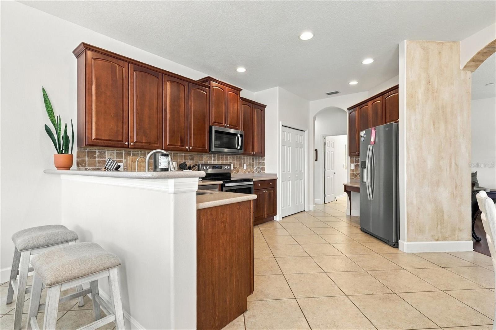 2213 MESIC HAMMOCK WAY, Venice, FL 34292