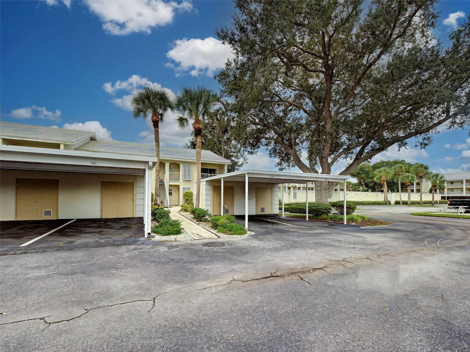 435 CERROMAR LANE, #329, Venice, FL 34293