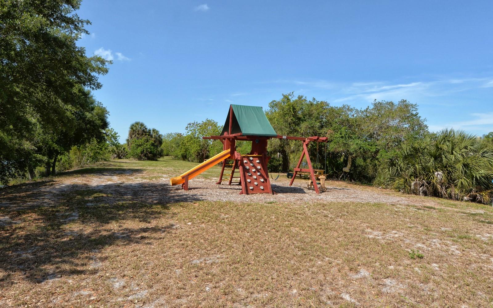 1568 VERMEER DRIVE, Nokomis, FL 34275