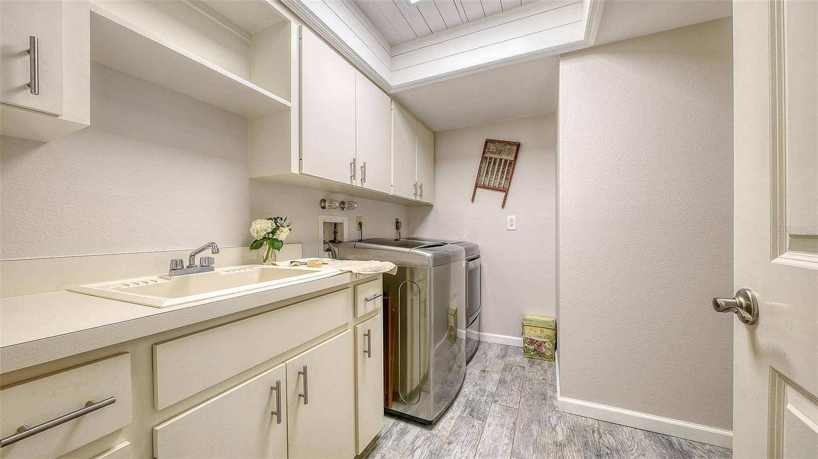 1568 VERMEER DRIVE, Nokomis, FL 34275