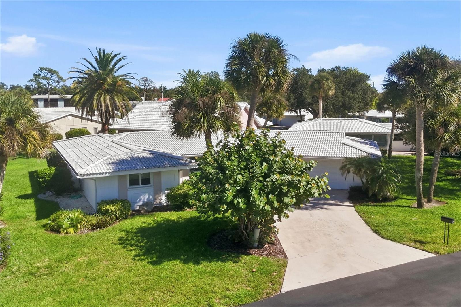 19 OAKWOOD DRIVE N, Englewood, FL 34223