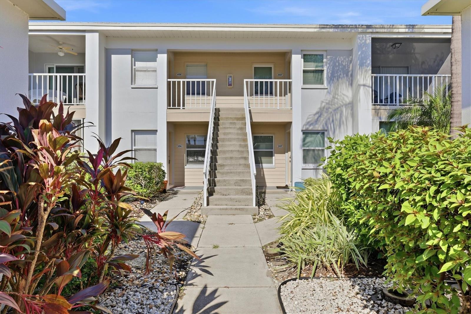 427 CERROMAR LANE, #356, Venice, FL 34293
