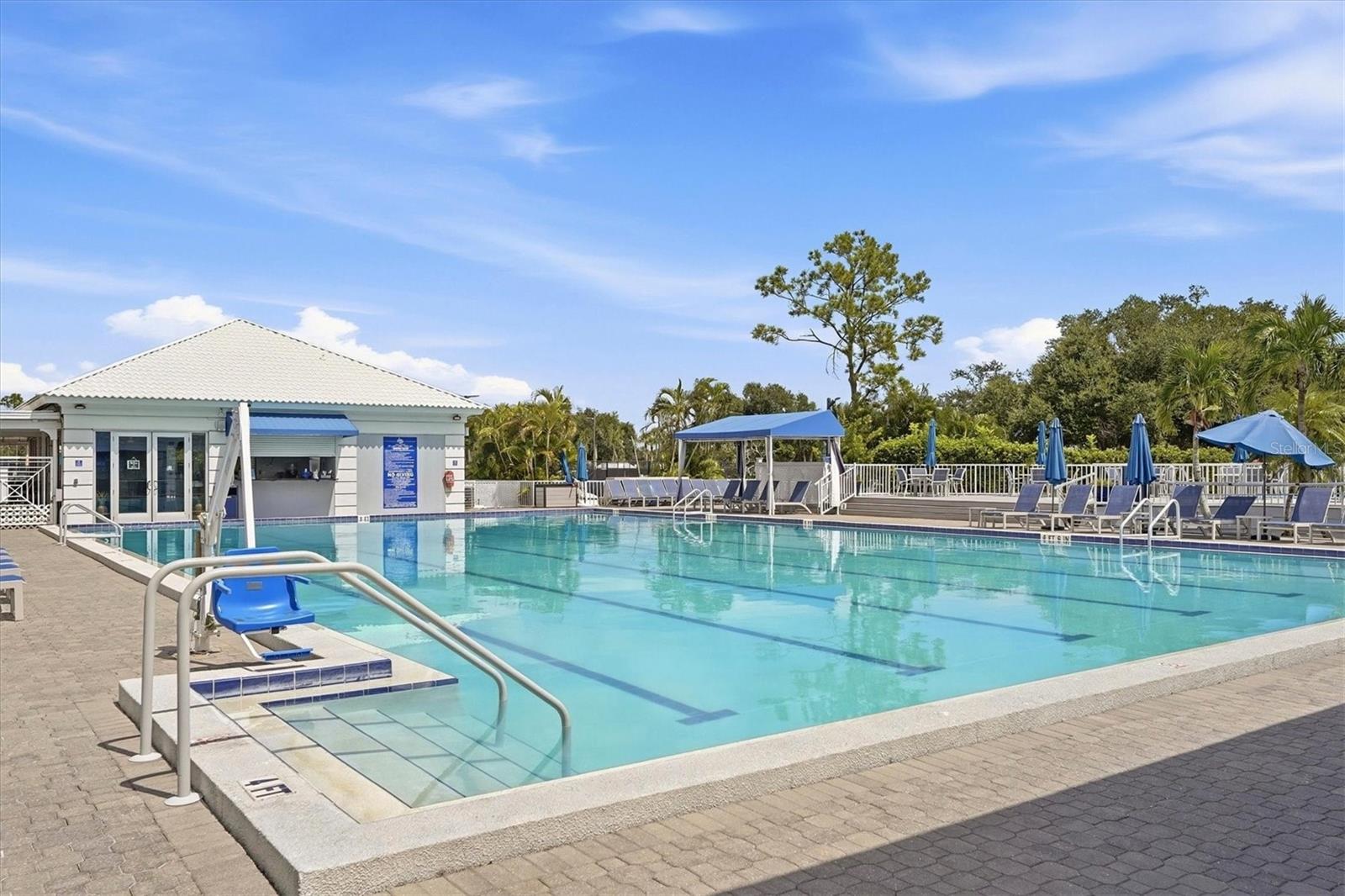 427 CERROMAR LANE, #356, Venice, FL 34293