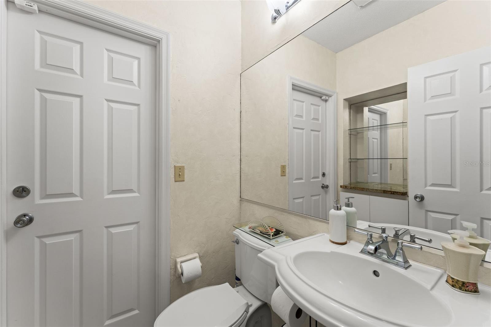 966 N DORAL LANE, Venice, FL 34293