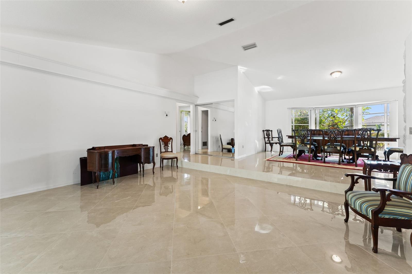 Bright rooms