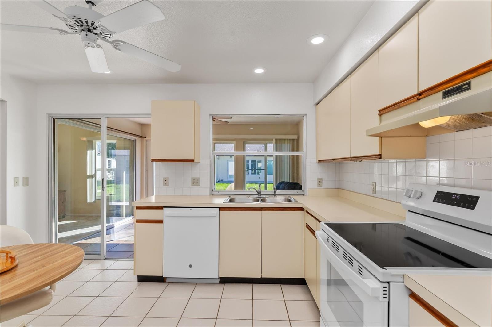 602 DOGWOOD AVENUE, #117, Englewood, FL 34223