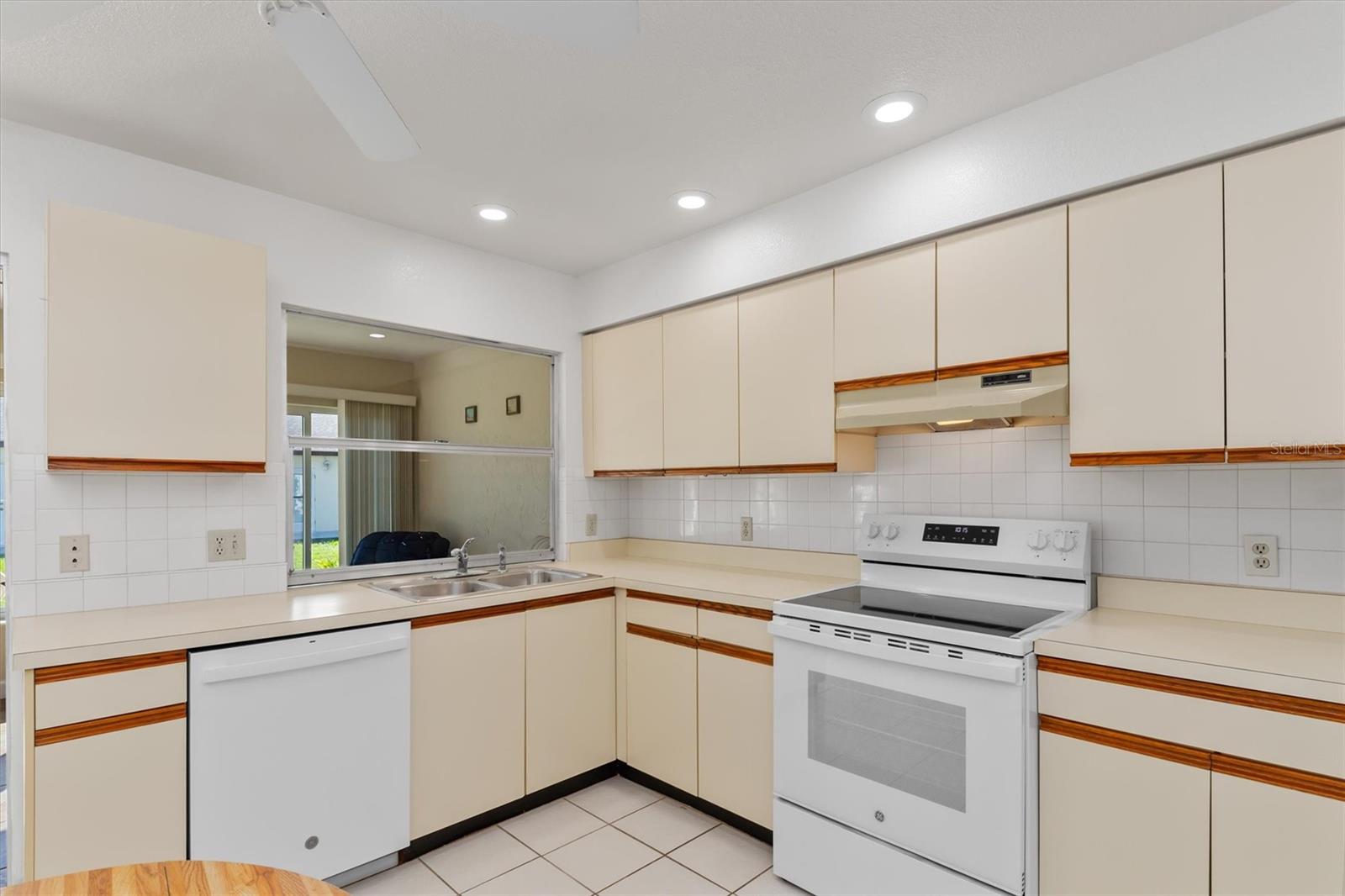602 DOGWOOD AVENUE, #117, Englewood, FL 34223