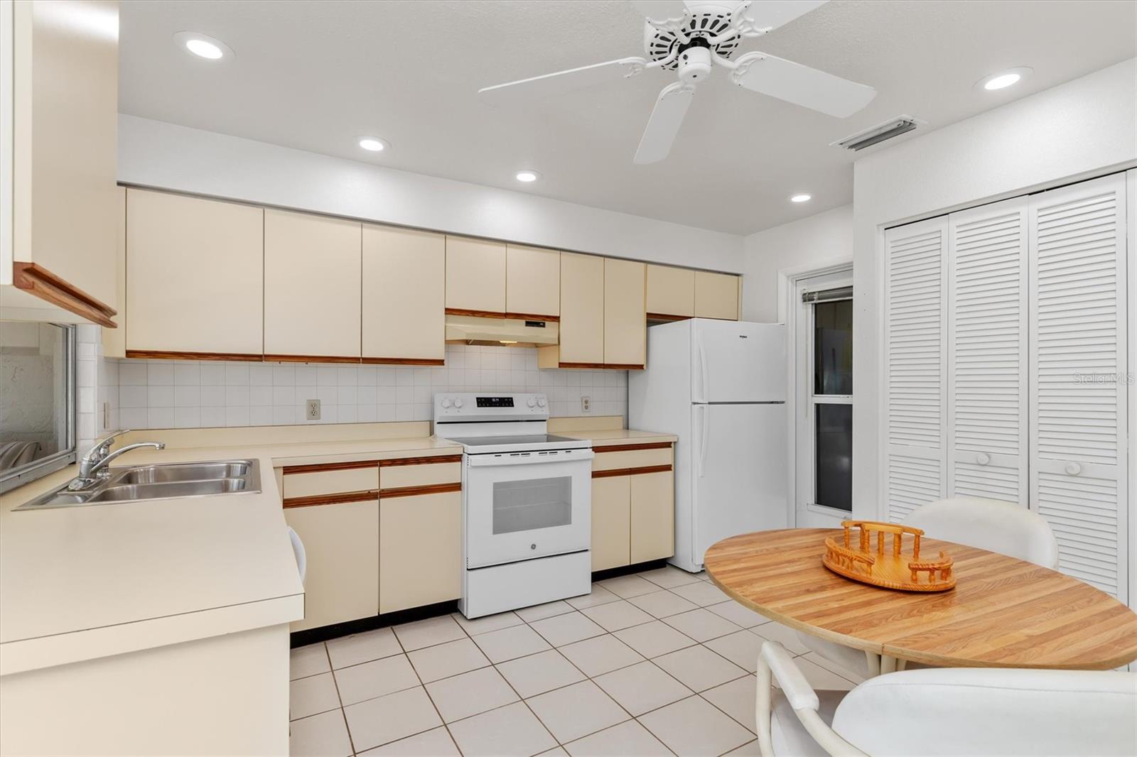 602 DOGWOOD AVENUE, #117, Englewood, FL 34223