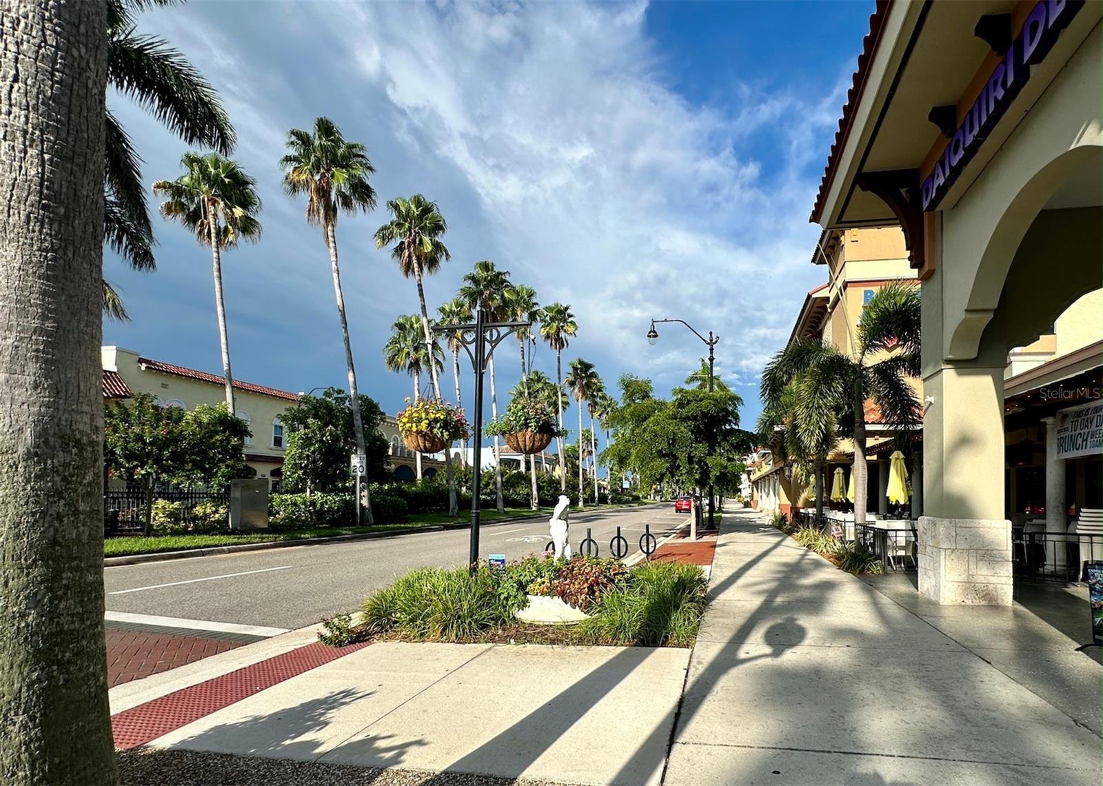 512 W VENICE AVENUE, #607, Venice, FL 34285