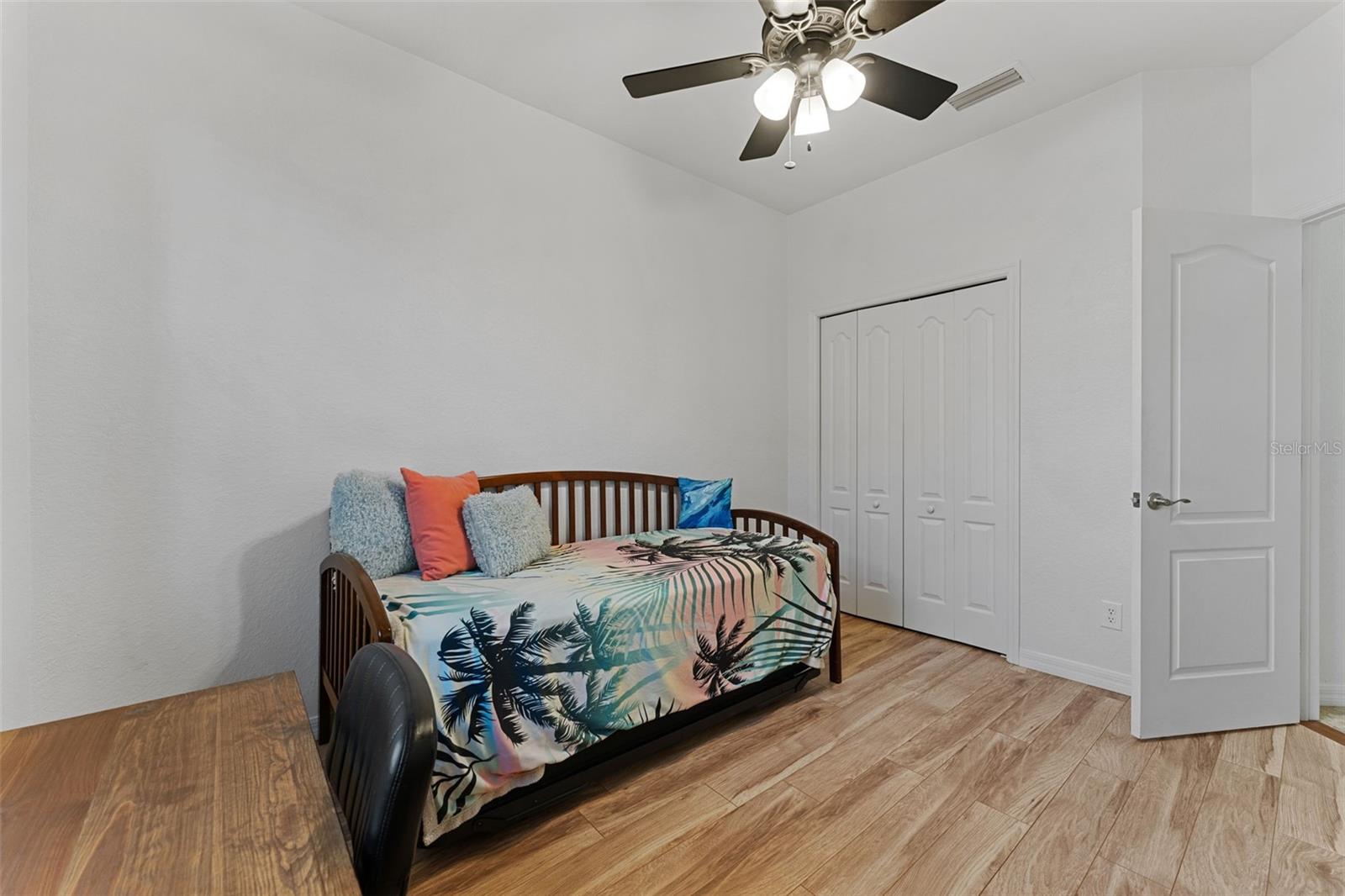 Another angel of Guest Room