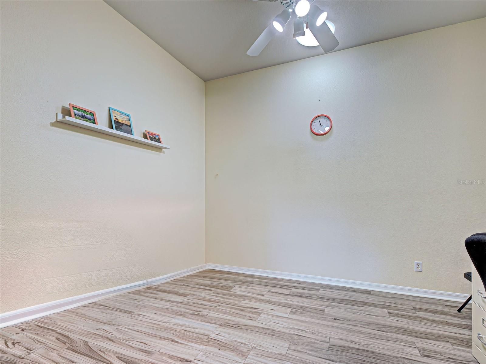 Office/flex space