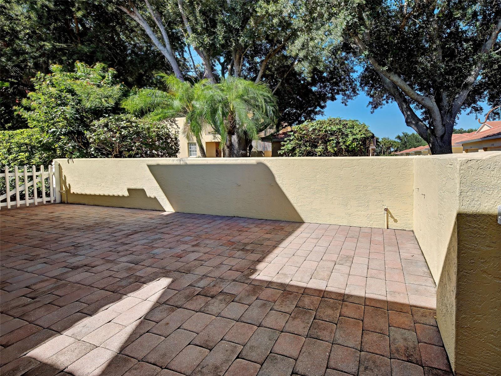 251 VISTA DEL LAGO WAY, Venice, FL 34292