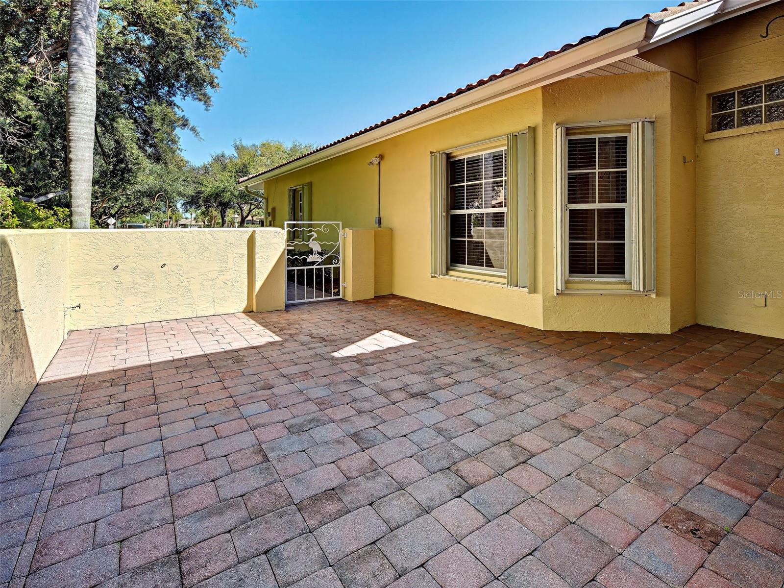 251 VISTA DEL LAGO WAY, Venice, FL 34292