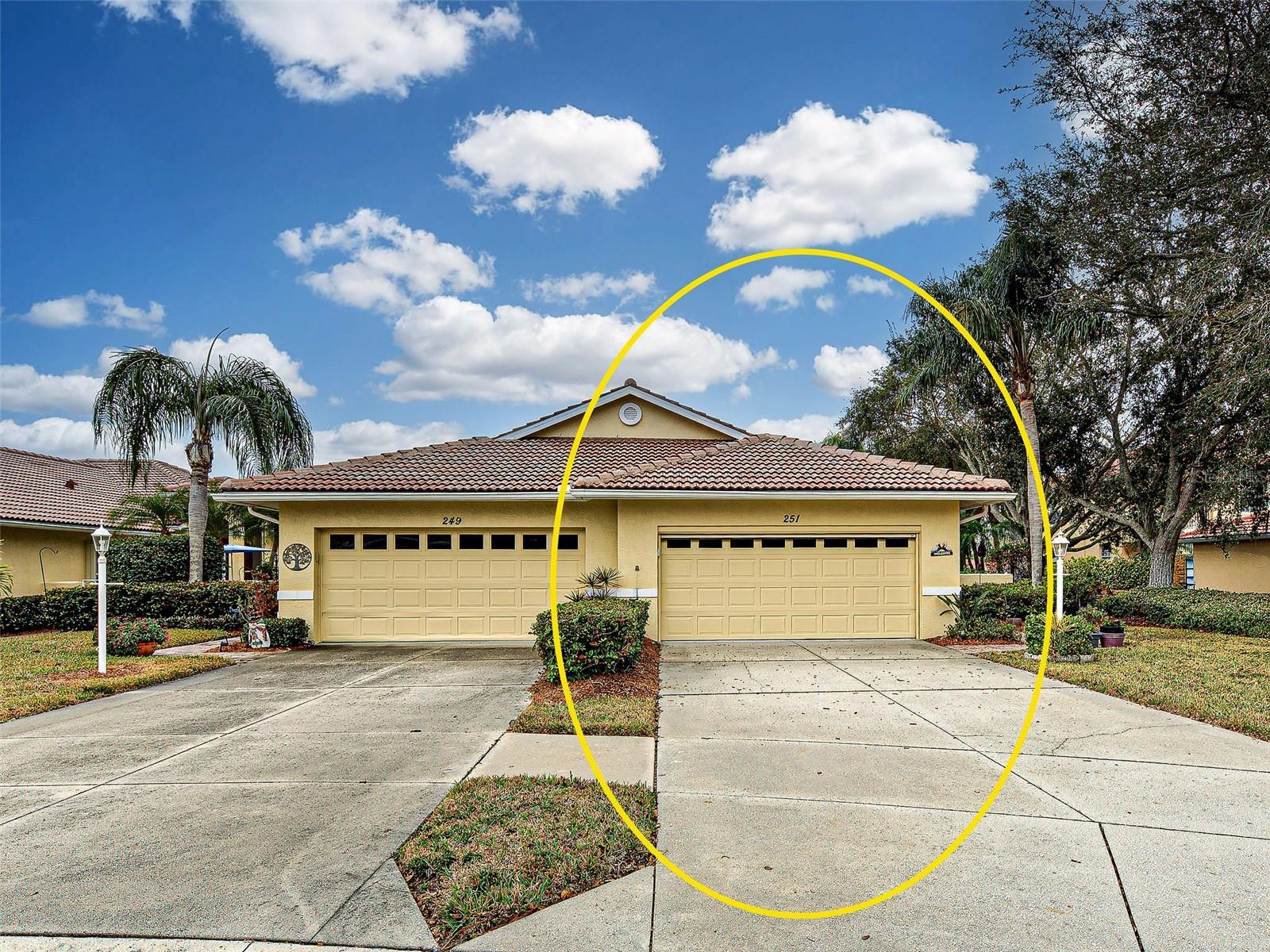 251 VISTA DEL LAGO WAY, Venice, FL 34292 251 VISTA DEL LAGO WAY, Venice, FL 34292
