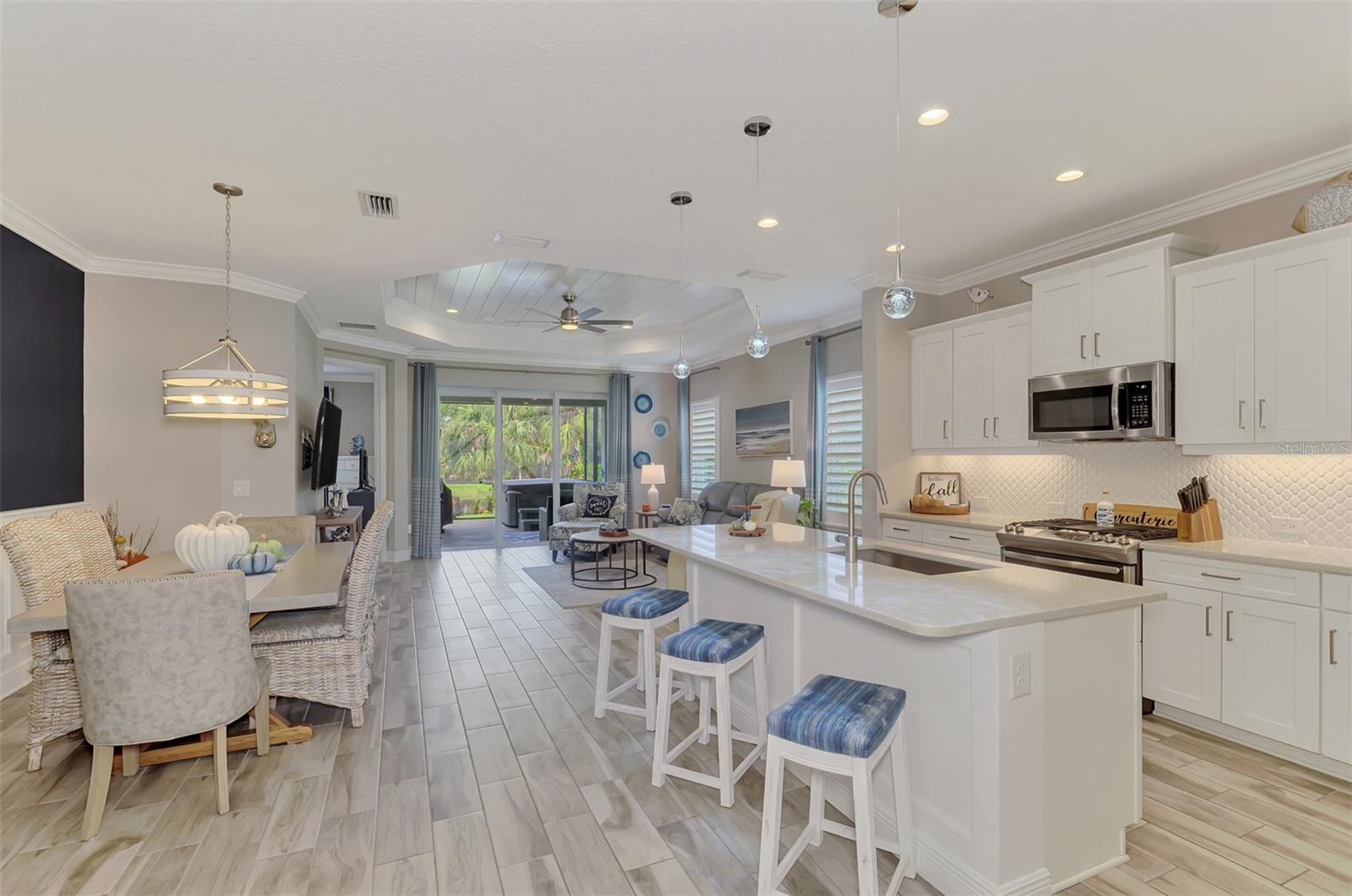 12404 PALATKA DRIVE, Venice, FL 34293
