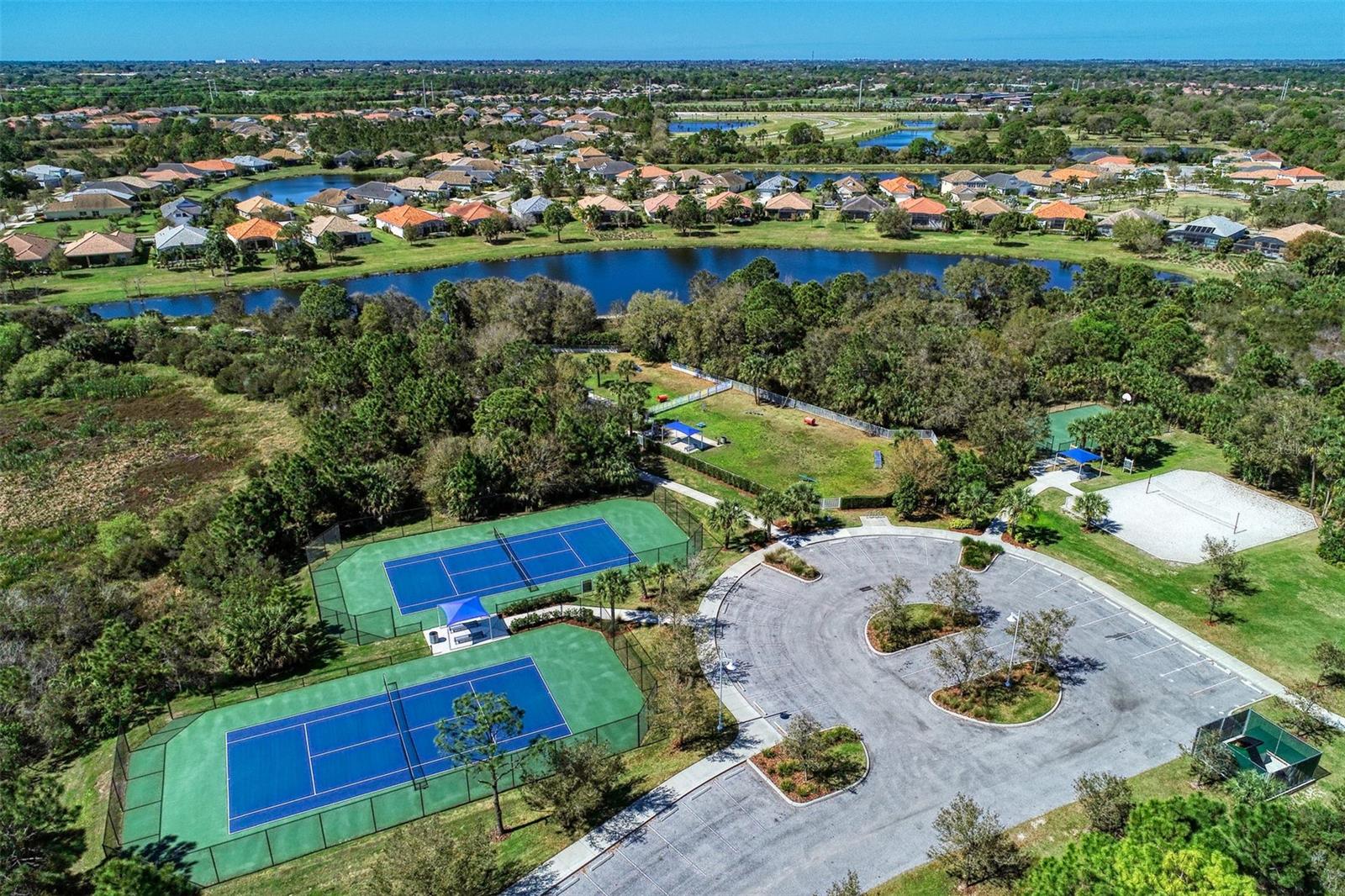 12404 PALATKA DRIVE, Venice, FL 34293